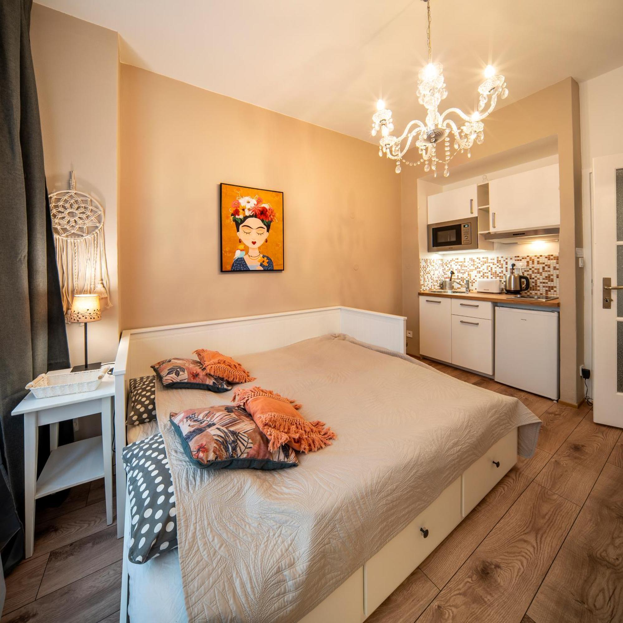 Studio Apartment - Tower Petrin Prague Exterior photo